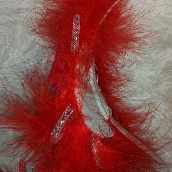 ❤️ White Headband Red Feather Rose Fascinator FREE With Any Bundle - Picture 11 of 12